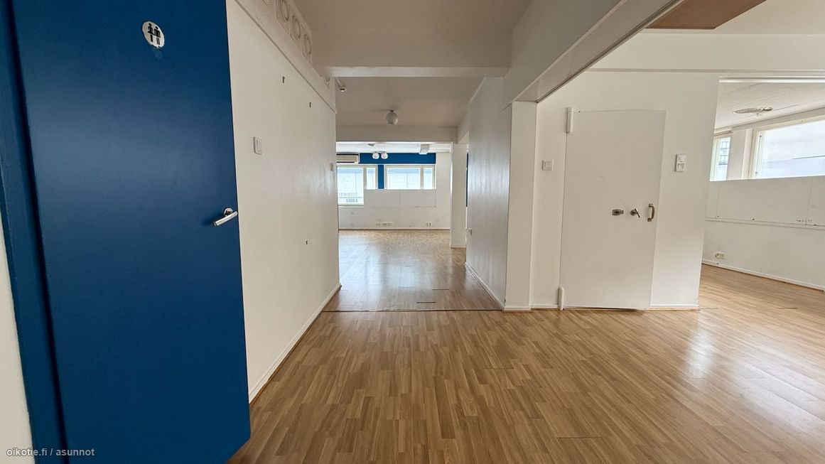 Valoisa toimistotila - Kuva 4