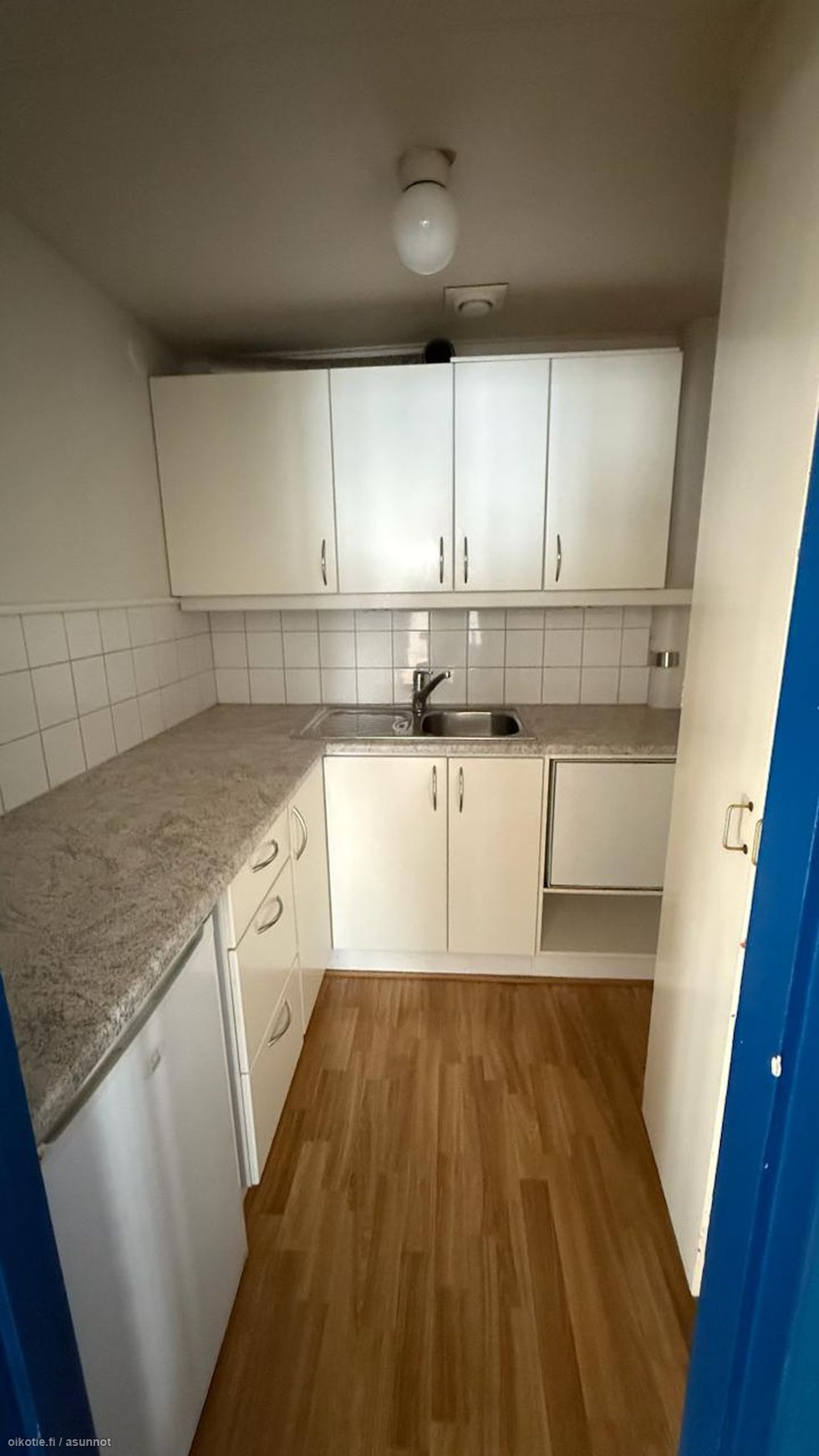 Valoisa toimistotila - Kuva 6