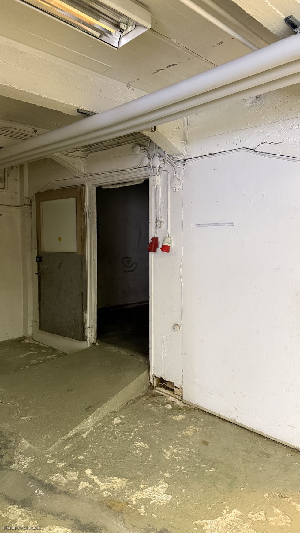 Edullinen työtila / talli keskustassa - Kuva 11