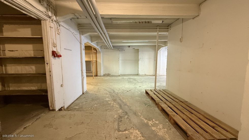 Edullinen työtila / talli keskustassa - Kuva 8